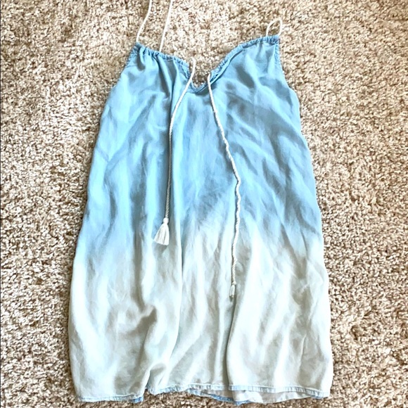 Beachy Dress - Picture 1 of 1